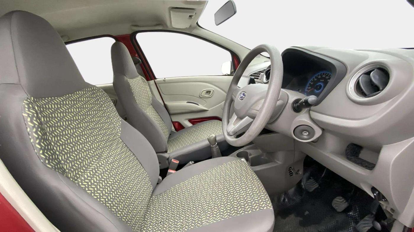 2016 Datsun Redi Go T (O), Petrol, Manual, 64,136 km, Right Side Front Door Cabin