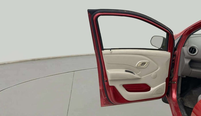 2016 Datsun Redi Go T (O), Petrol, Manual, 64,136 km, LHS Front Door