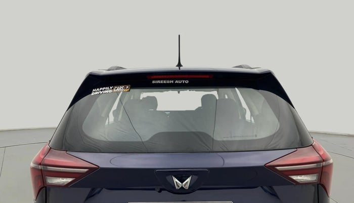 2022 Mahindra XUV700 MX P MT 5 STR, Petrol, Manual, 4,659 km, Rear Windshield
