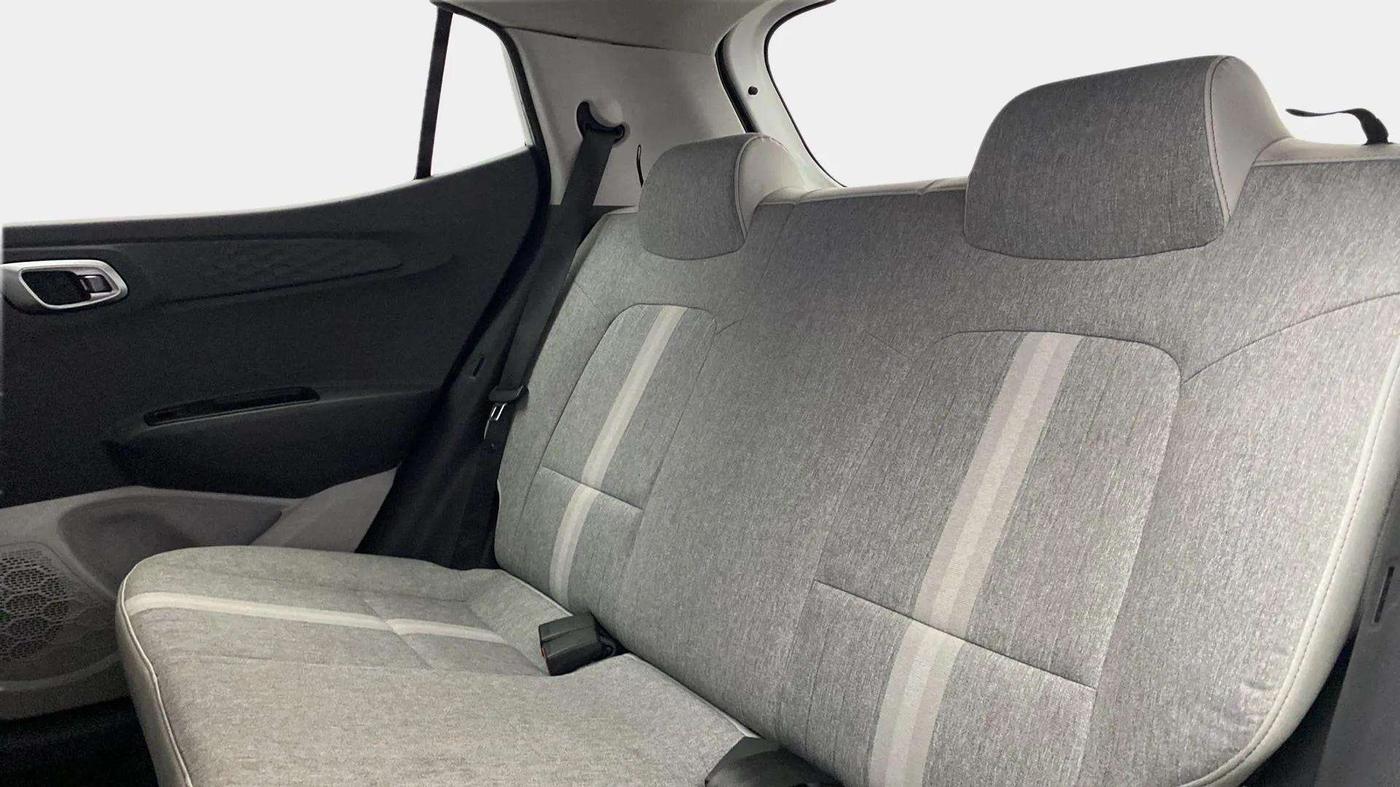 2019 Hyundai GRAND I10 NIOS SPORTZ AMT 1.2 KAPPA VTVT, Petrol, Automatic, 1,00,847 km, Right Side Rear Door Cabin