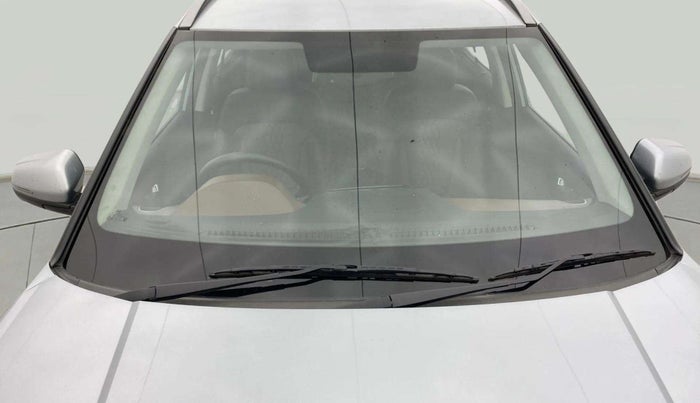 2022 Hyundai ALCAZAR PLATINUM 2.0 MT 7STR, Petrol, Manual, 61,126 km, Front Windshield