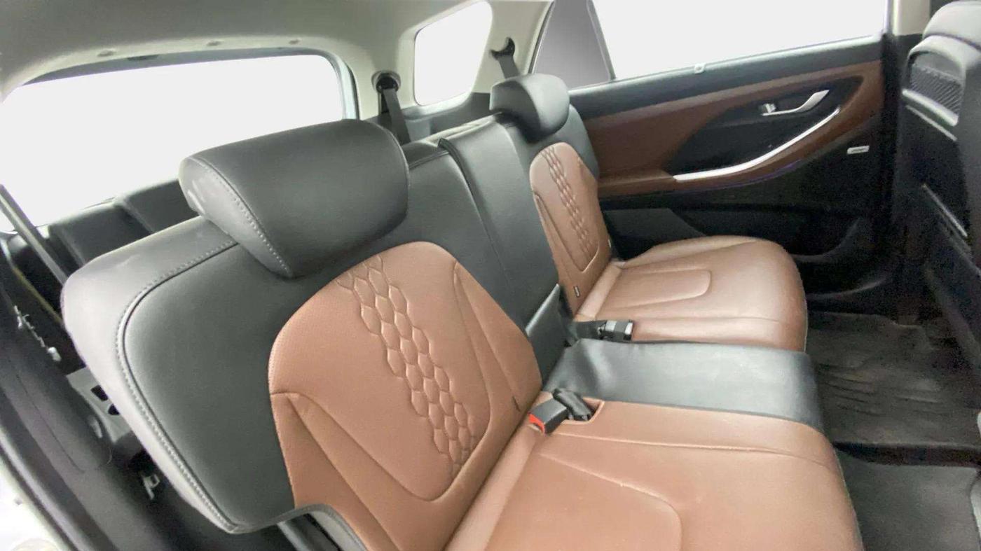 2022 Hyundai ALCAZAR PLATINUM 2.0 MT 7STR, Petrol, Manual, 61,126 km, Right Side Rear Door Cabin