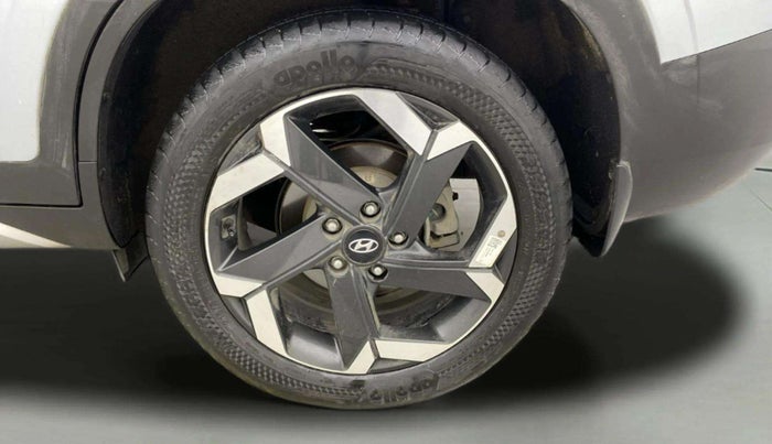 2022 Hyundai ALCAZAR PLATINUM 2.0 MT 7STR, Petrol, Manual, 61,126 km, Left Rear Wheel