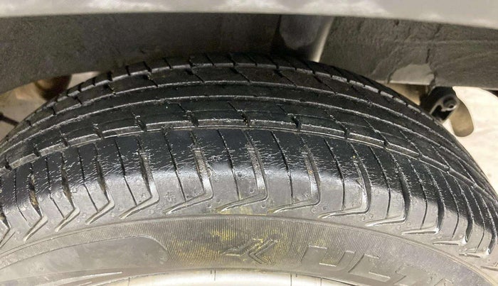 2018 Renault Kwid RXT 1.0 AMT (O), Petrol, Automatic, 32,754 km, Left Rear Tyre Tread