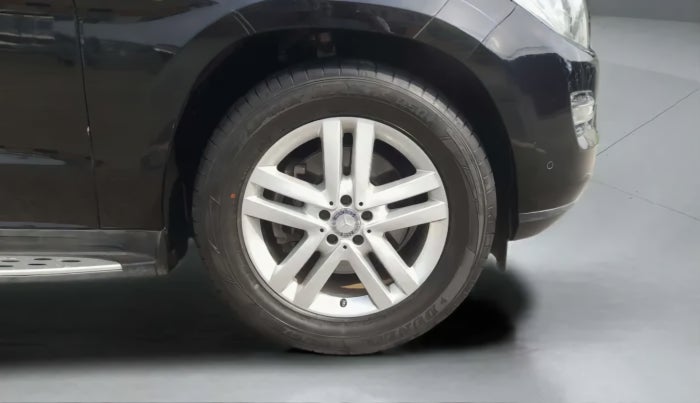 2015 Mercedes Benz GL Class 350 CDI 4Matic, Diesel, Automatic, 80,773 km, Right Front Wheel