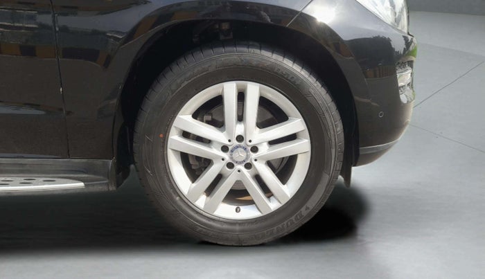 2015 Mercedes Benz GL Class 350 CDI 4Matic, Diesel, Automatic, 80,765 km, Right Front Wheel