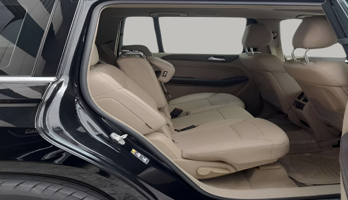 2015 Mercedes Benz GL Class 350 CDI 4Matic, Diesel, Automatic, 80,773 km, Right Side Rear Door Cabin