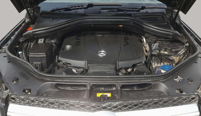 2015 Mercedes Benz GL Class 350 CDI 4Matic, Diesel, Automatic, 80,765 km, Engine View