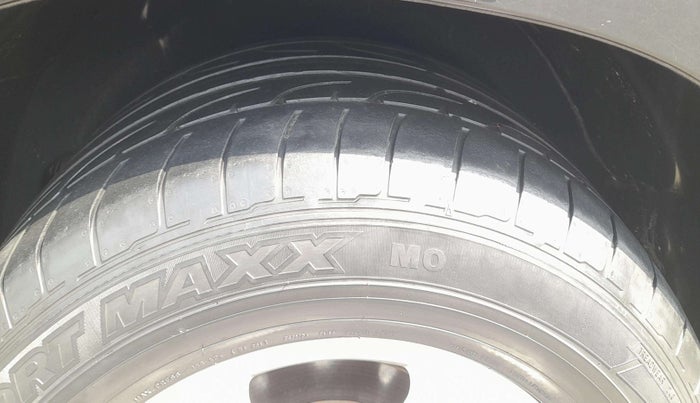 2015 Mercedes Benz GL Class 350 CDI 4Matic, Diesel, Automatic, 80,765 km, Left Front Tyre Tread