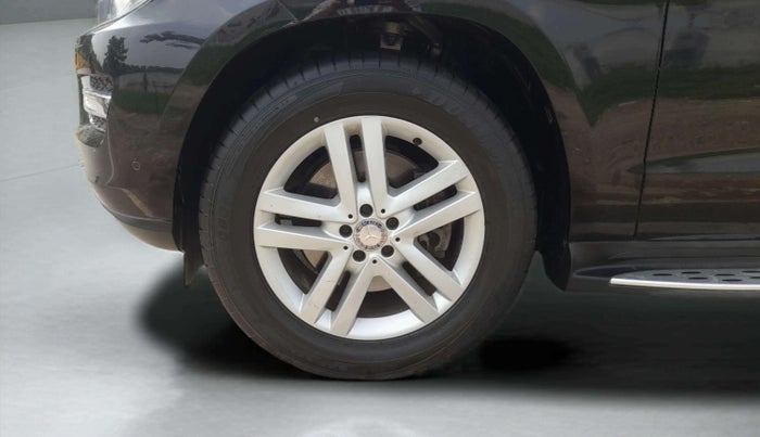 2015 Mercedes Benz GL Class 350 CDI 4Matic, Diesel, Automatic, 80,765 km, Left Front Wheel