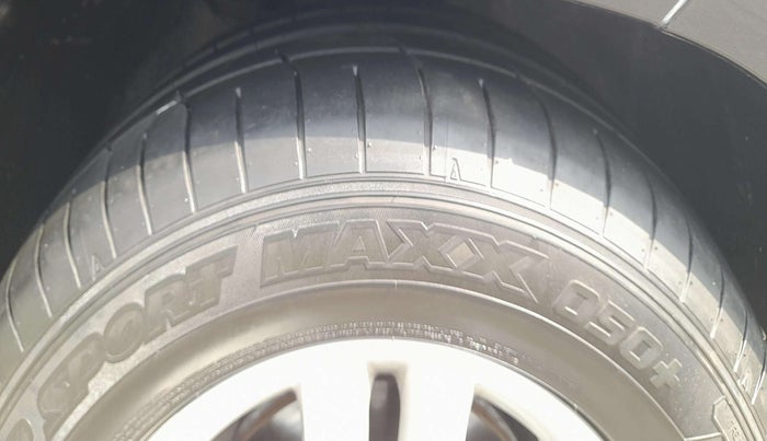 2015 Mercedes Benz GL Class 350 CDI 4Matic, Diesel, Automatic, 80,765 km, Right Rear Tyre Tread