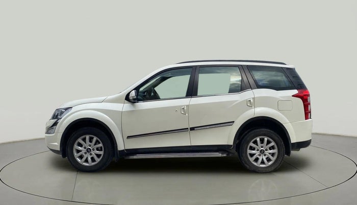 2016 Mahindra XUV500 W10, Diesel, Manual, 74,043 km, Left Side