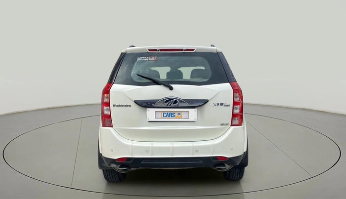 2016 Mahindra XUV500 W10, Diesel, Manual, 74,043 km, Back/Rear