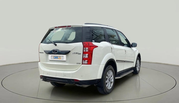 2016 Mahindra XUV500 W10, Diesel, Manual, 74,043 km, Right Back Diagonal