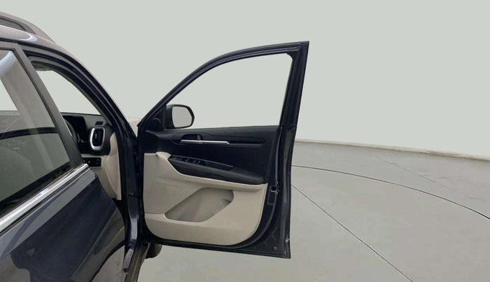 2022 KIA SONET HTX 1.5, Diesel, Manual, 20,208 km, RHS Front Door