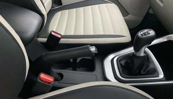 2022 KIA SONET HTX 1.5, Diesel, Manual, 20,208 km, Gear Lever