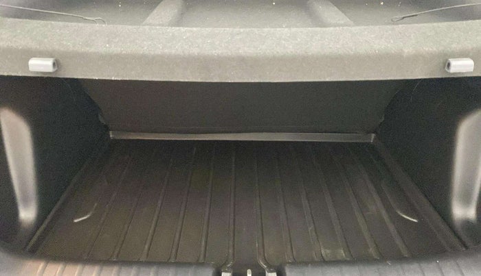 2022 KIA SONET HTX 1.5, Diesel, Manual, 20,208 km, Boot Inside