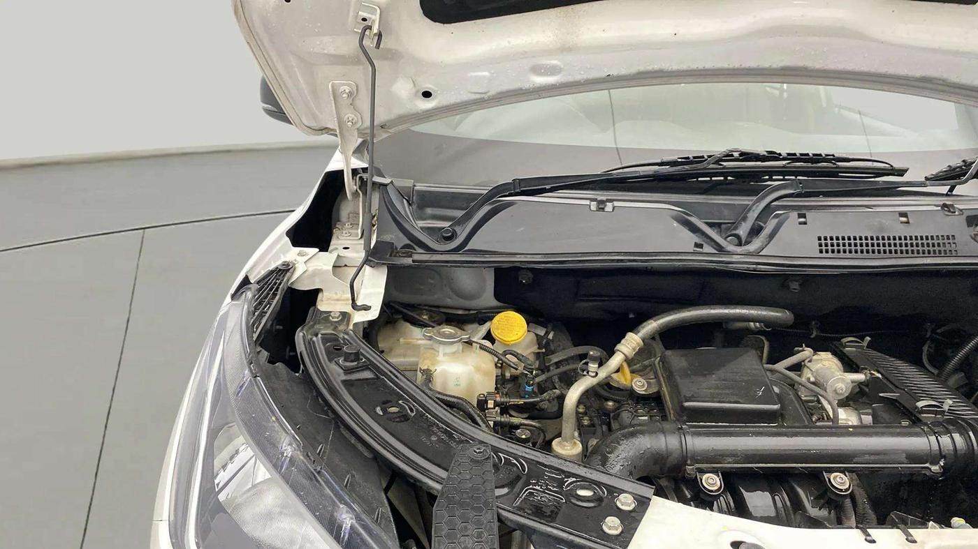 2023 Nissan MAGNITE XL, Petrol, Manual, 30,066 km, Engine View - Right