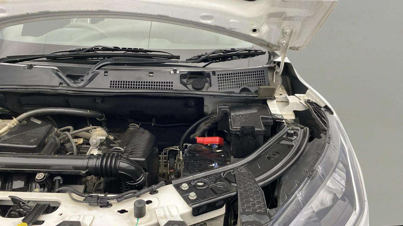 2023 Nissan MAGNITE XL, Petrol, Manual, 30,066 km, Engine View - Left