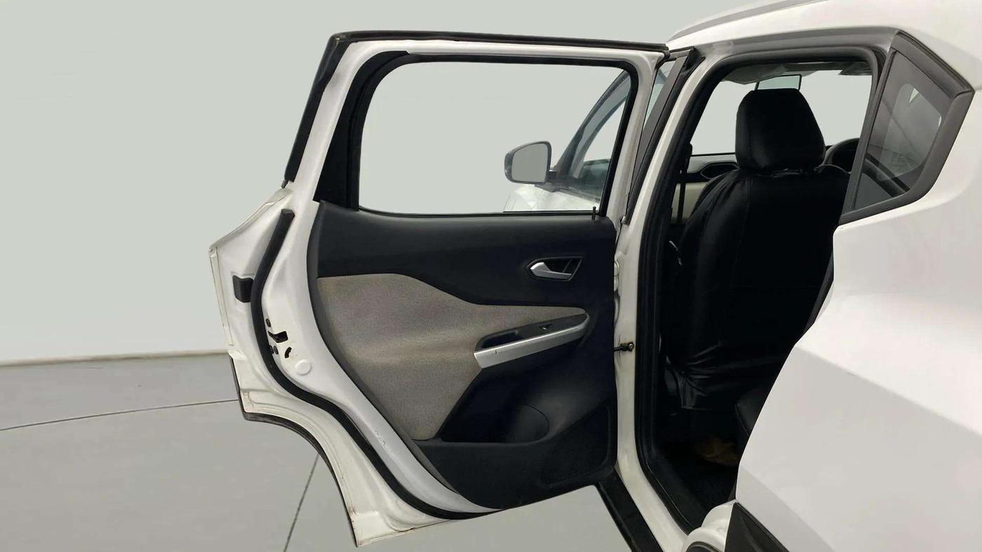 2023 Nissan MAGNITE XL, Petrol, Manual, 30,066 km, LHS Rear Door