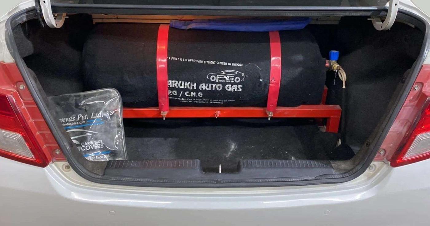 2020 Maruti Swift Dzire TOUR S-CNG, CNG, Manual, 59,043 km, Boot Inside
