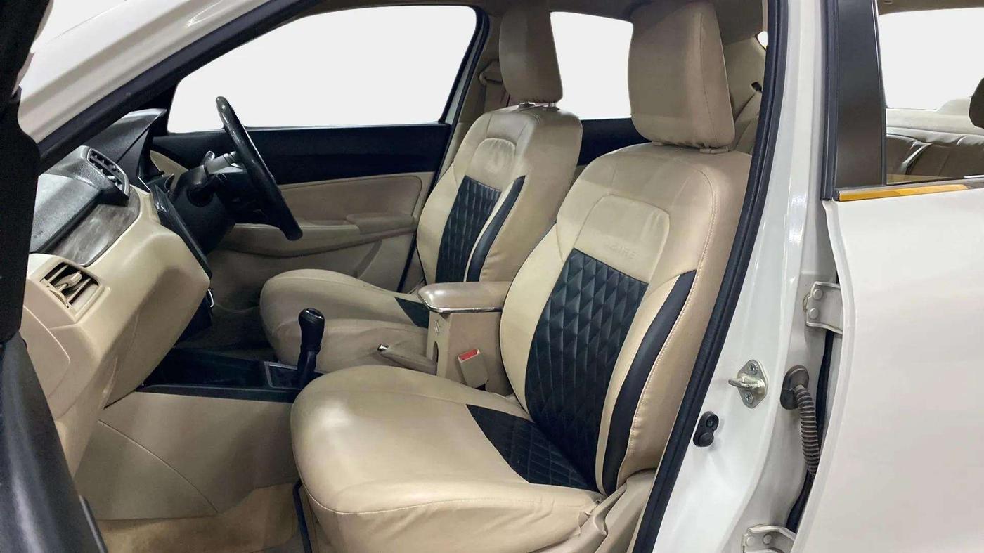 2020 Maruti Swift Dzire TOUR S-CNG, CNG, Manual, 59,043 km, Right Side Front Door Cabin