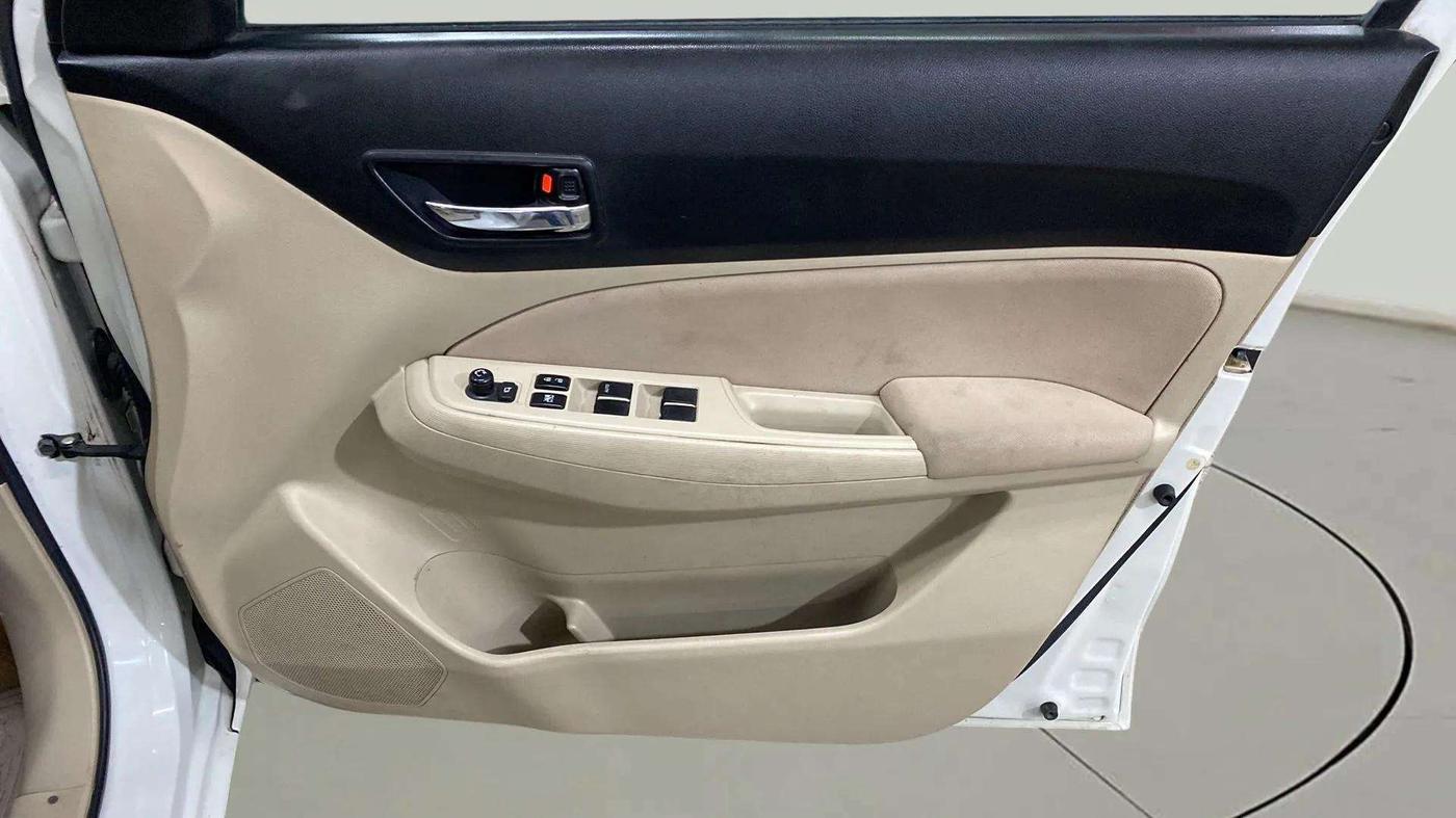 2020 Maruti Swift Dzire TOUR S-CNG, CNG, Manual, 59,043 km, Driver Side Door Panels Control