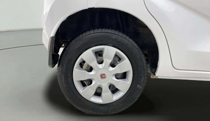 2017 Datsun Redi Go S 1.0, Petrol, Manual, 50,937 km, Right Rear Wheel