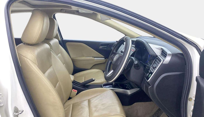 2015 Honda City 1.5L I-VTEC VX CVT, Petrol, Automatic, 50,609 km, Right Side Front Door Cabin