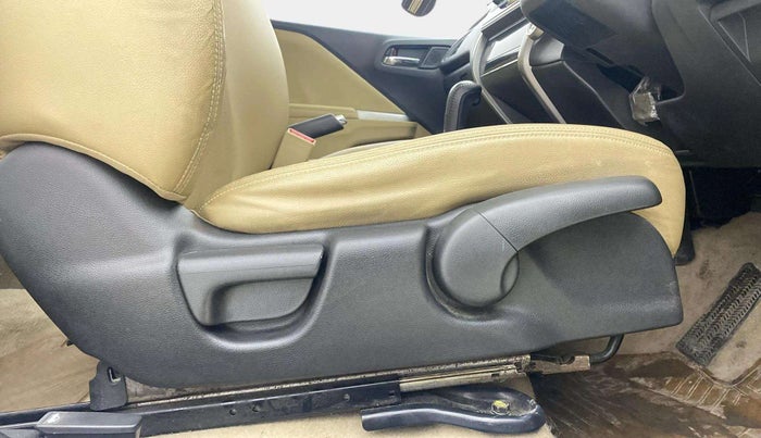 2015 Honda City 1.5L I-VTEC VX CVT, Petrol, Automatic, 50,609 km, Driver Side Adjustment Panel