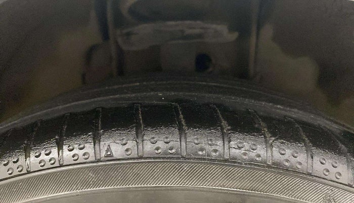 2020 Tata TIGOR XZA PLUS PETROL, Petrol, Automatic, 51,995 km, Right Front Tyre Tread