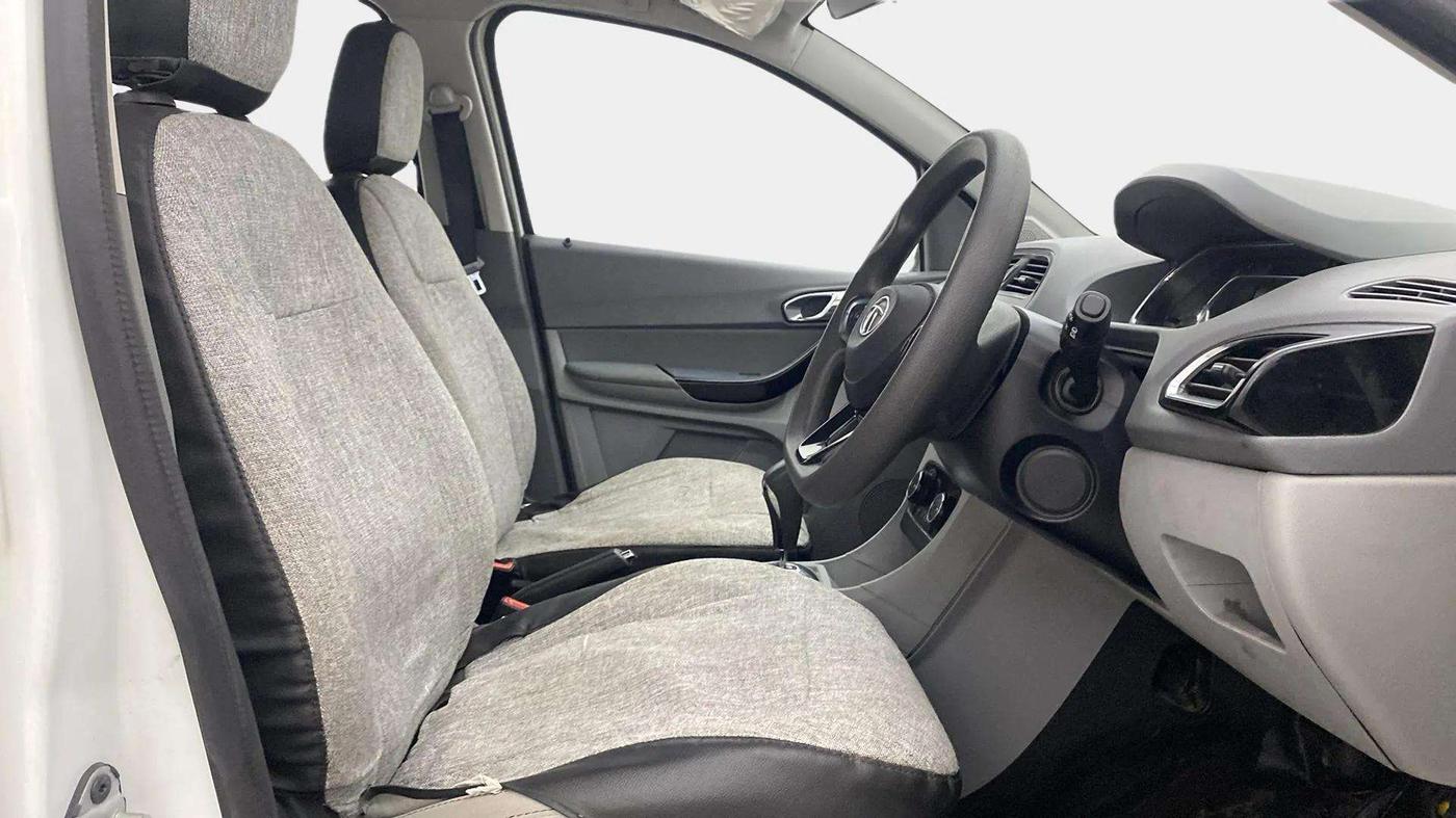 2020 Tata TIGOR XZA PLUS PETROL, Petrol, Automatic, 52,097 km, Right Side Front Door Cabin