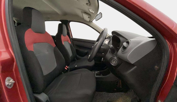 2018 Renault Kwid RXT 1.0 AMT (O), Petrol, Automatic, 77,862 km, Right Side Front Door Cabin
