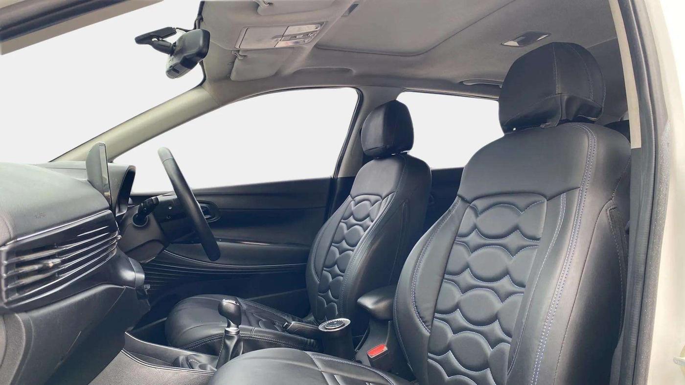 2023 Hyundai NEW I20 ASTA (O) 1.2 MT, Petrol, Manual, 60,000 km, Right Side Front Door Cabin