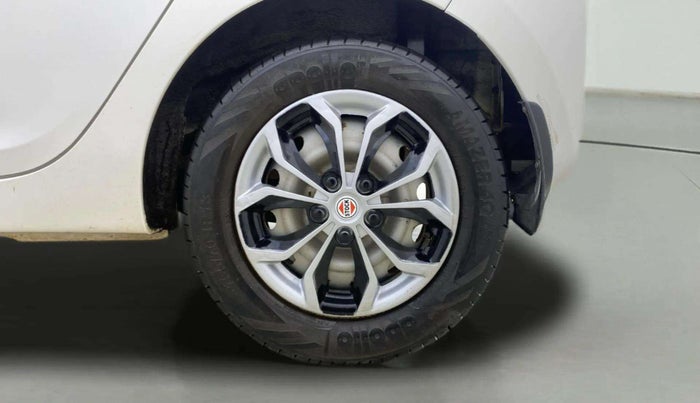 2019 Hyundai Eon ERA +, Petrol, Manual, 38,595 km, Left Rear Wheel