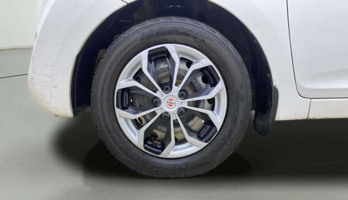 2019 Hyundai Eon ERA +, Petrol, Manual, 38,595 km, Left Front Wheel