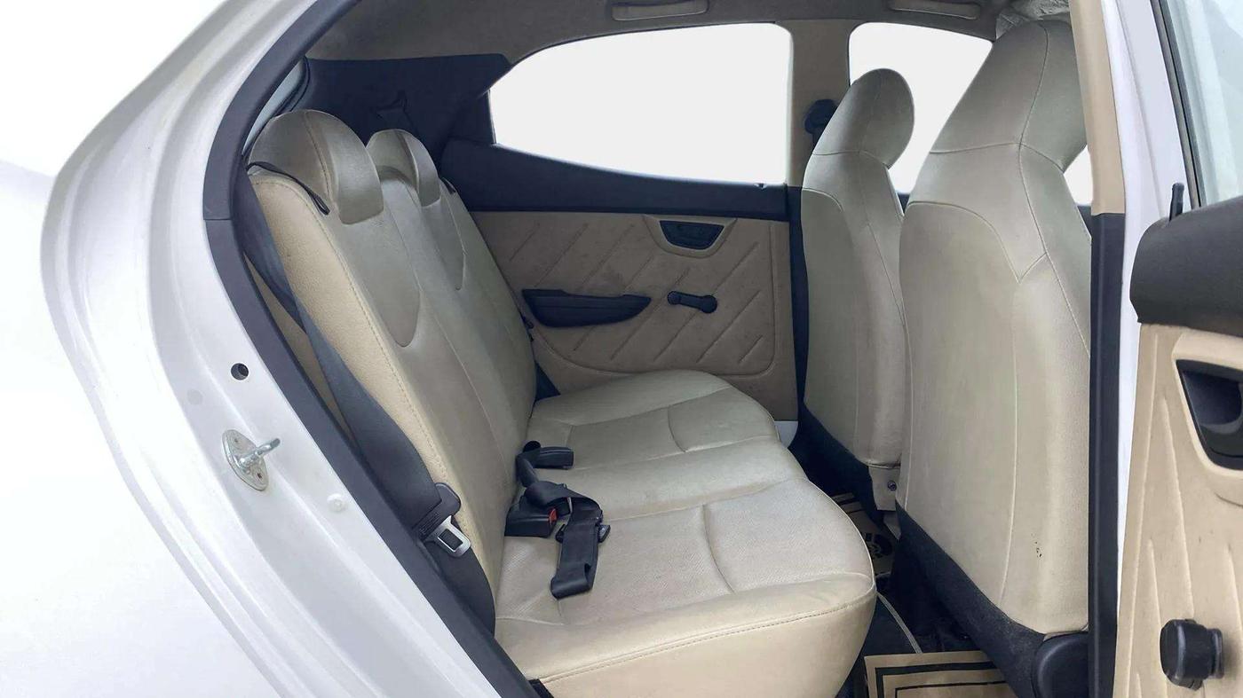 2019 Hyundai Eon ERA +, Petrol, Manual, 38,595 km, Right Side Rear Door Cabin