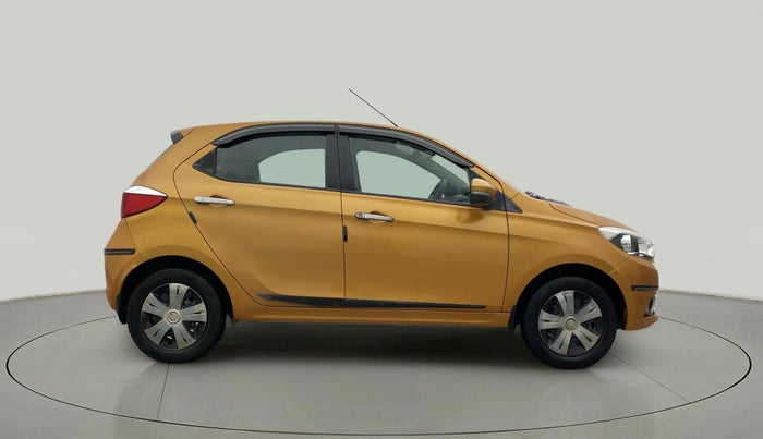 2017 Tata Tiago XZ PETROL, Petrol, Manual, 86,971 km, Right Side View
