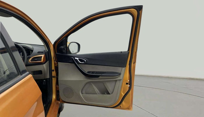 2017 Tata Tiago XZ PETROL, Petrol, Manual, 86,971 km, RHS Front Door