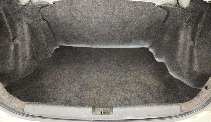 2013 Honda Amaze 1.2L I-VTEC VX AT, Petrol, Automatic, 1,10,721 km, Boot Open Zoomed View