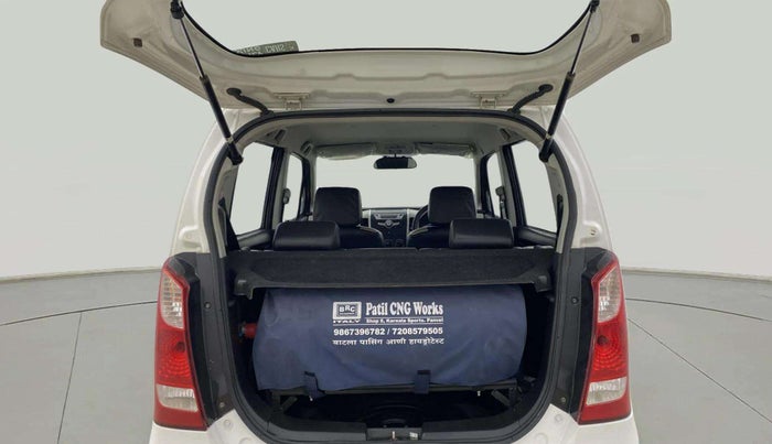 2016 Maruti Wagon R 1.0 VXI, CNG, Manual, 98,666 km, Boot Inside