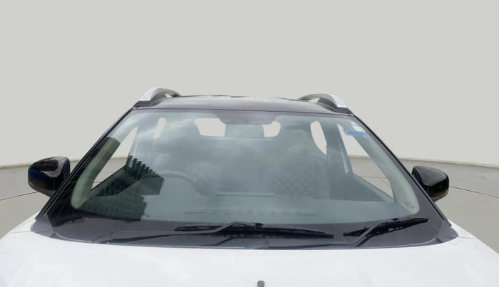 2021 Renault Kiger RXZ MT, Petrol, Manual, 27,499 km, Front Windshield