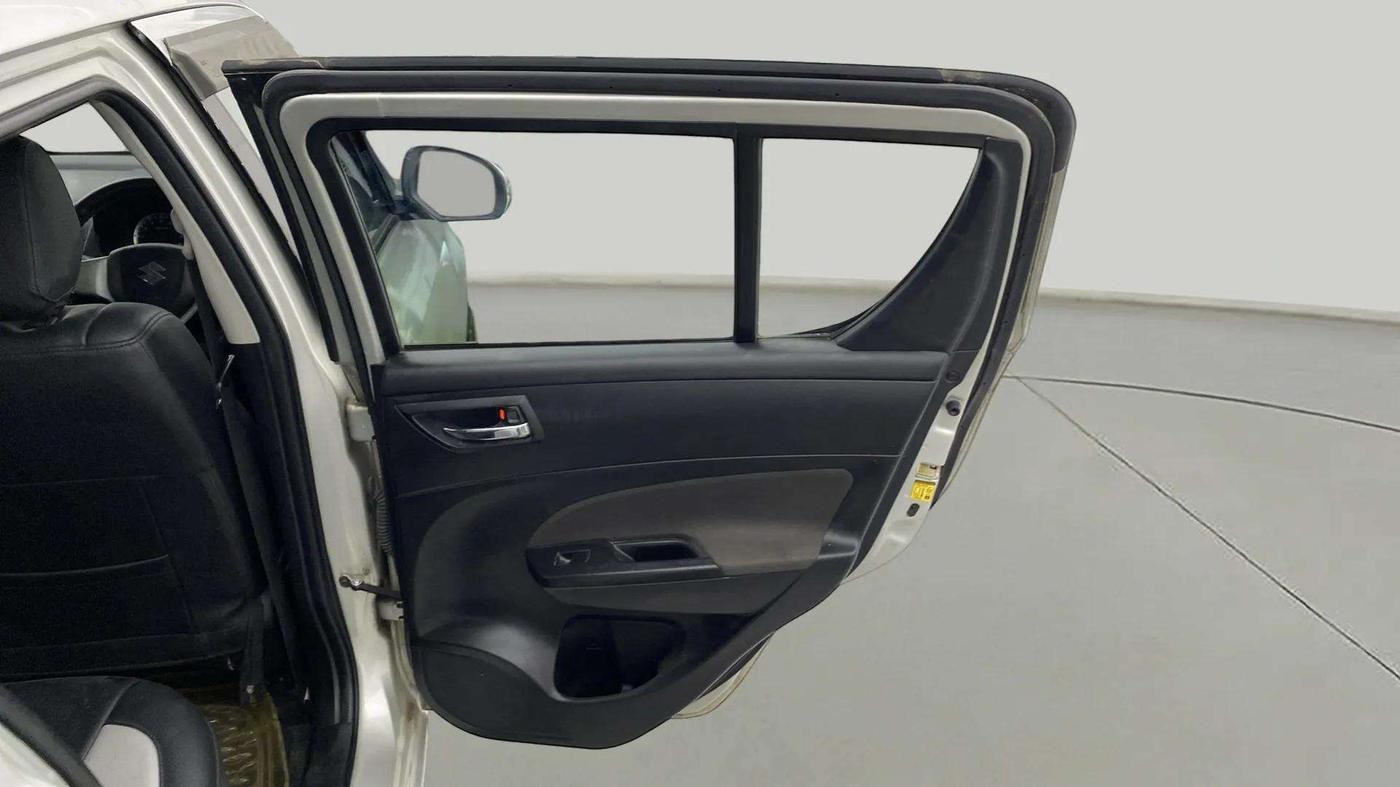 2017 Maruti Swift VXI O, Petrol, Manual, 94,074 km, RHS Rear Door