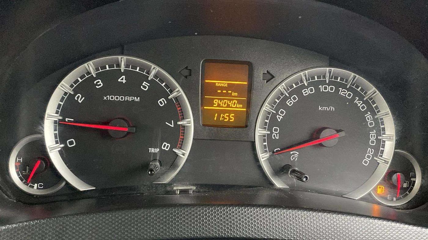 2017 Maruti Swift VXI O, Petrol, Manual, 94,074 km, Odometer Image