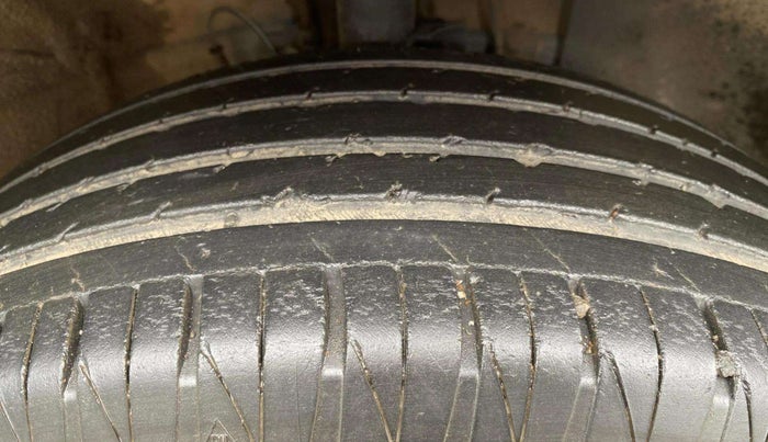 2022 Hyundai VENUE S+ 1.2, Petrol, Manual, 34,022 km, Right Front Tyre Tread