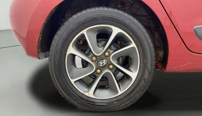 2018 Hyundai Grand i10 SPORTZ (O) AT 1.2 KAPPA VTVT, Petrol, Automatic, 86,556 km, Right Rear Wheel