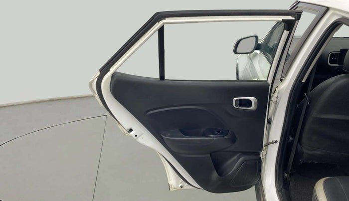 2021 Hyundai VENUE SX 1.0 TURBO IMT, Petrol, Manual, 27,537 km, LHS Rear Door