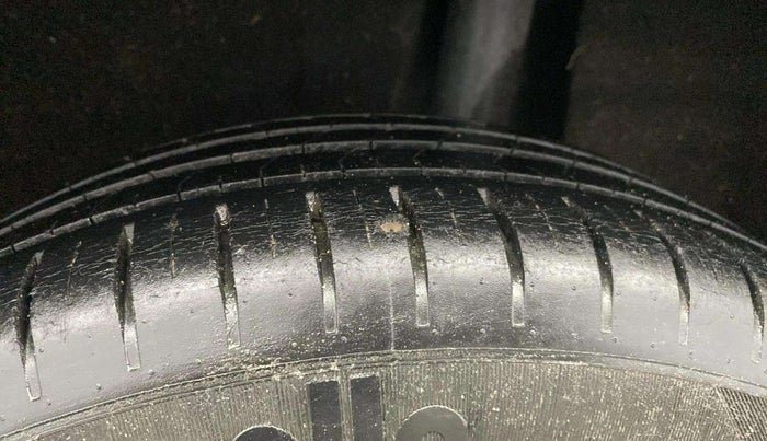 2020 Maruti Baleno ZETA PETROL 1.2, Petrol, Manual, 62,023 km, Left Rear Tyre Tread