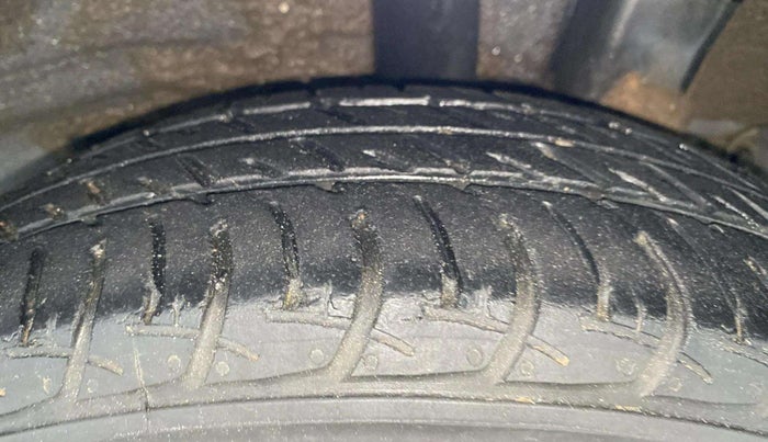 2018 Hyundai Grand i10 MAGNA AT 1.2 KAPPA VTVT, Petrol, Automatic, 77,578 km, Left Rear Tyre Tread