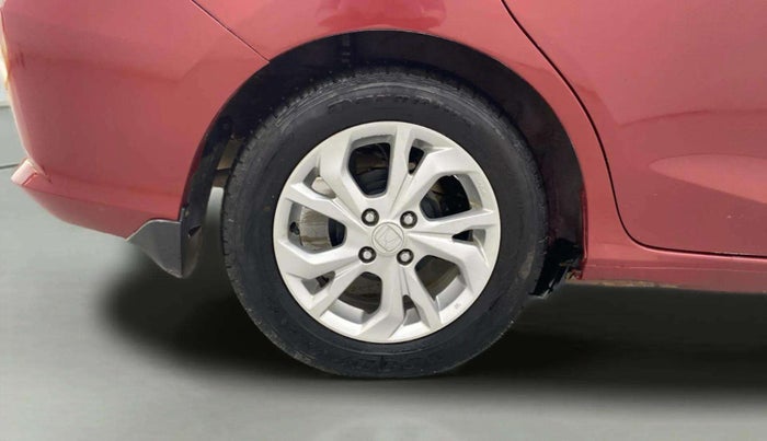 2018 Honda Amaze 1.2L I-VTEC VX, CNG, Manual, 1,18,105 km, Right Rear Wheel